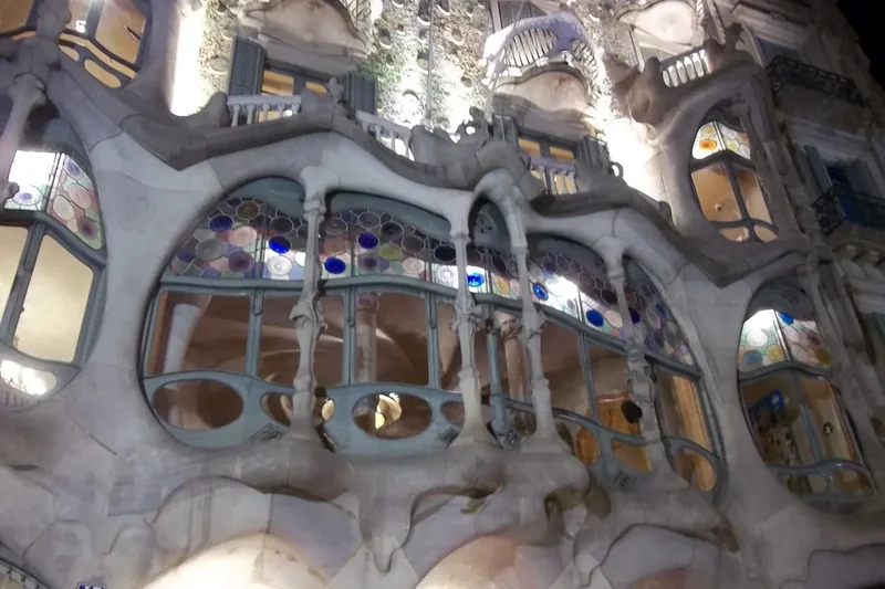 The facade of Casa Batlló on Passeig de Gràcia