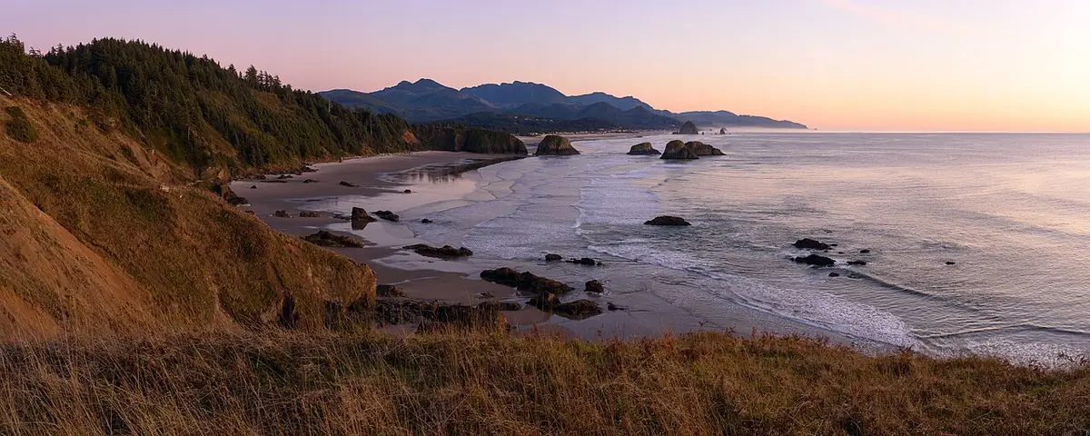 Storm light over the north Oregon coast