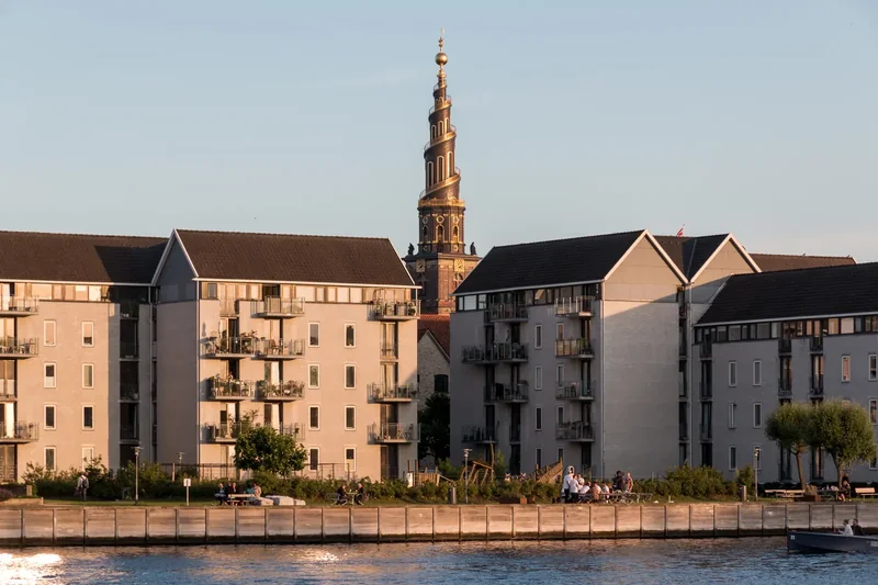 The black and gold spiral spire of Vor Frelsers Kirke in Christianshavn, seen before the current restoration
