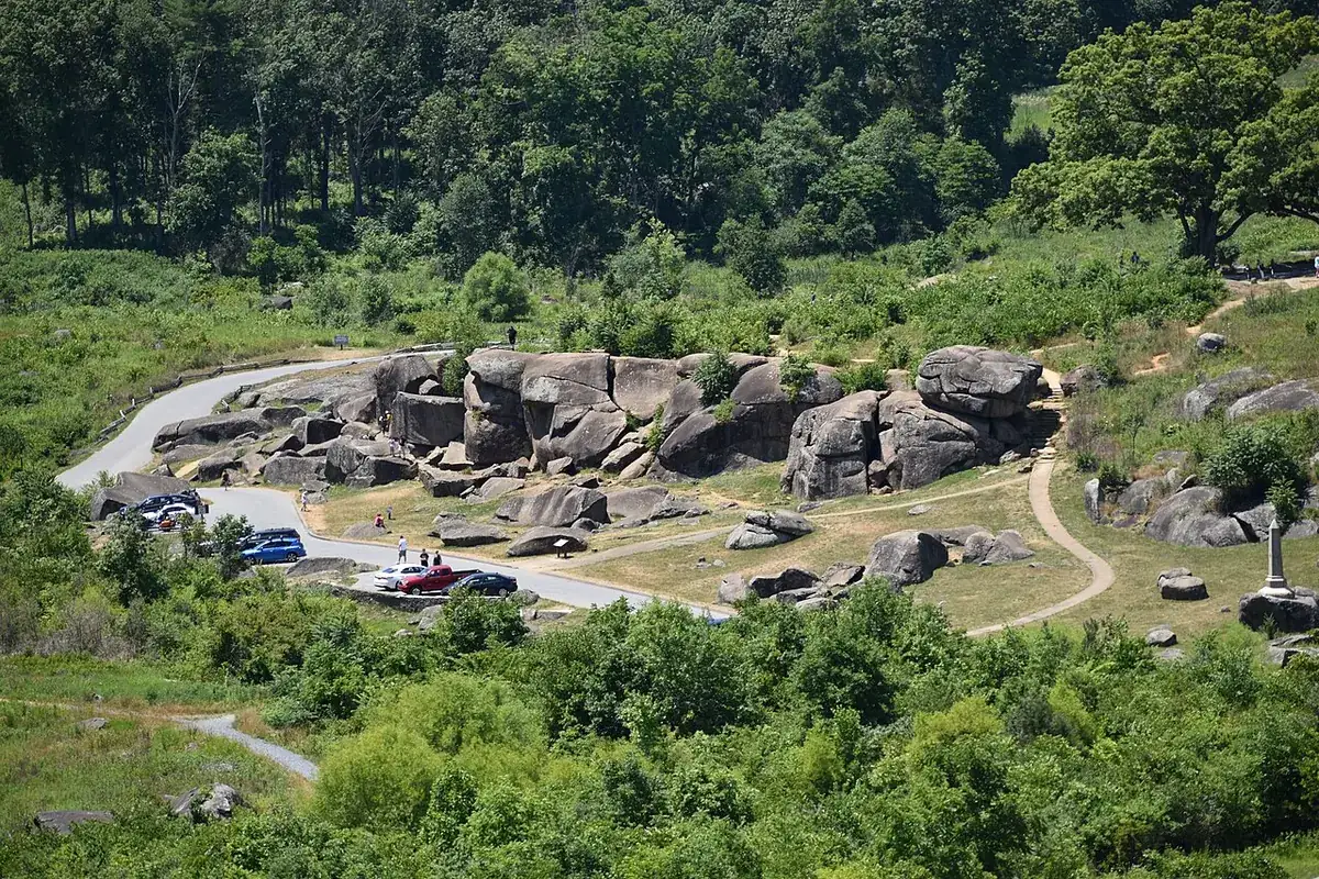 The boulders of Devil's Den below Little Round Top