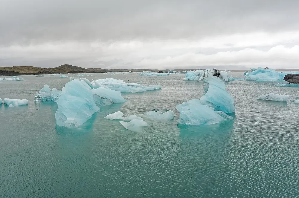 Icebergs floating in Jokulsarlon glacier lagoon