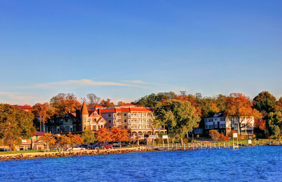 A lakeside hotel on Geneva Lake with lawns running down to the water