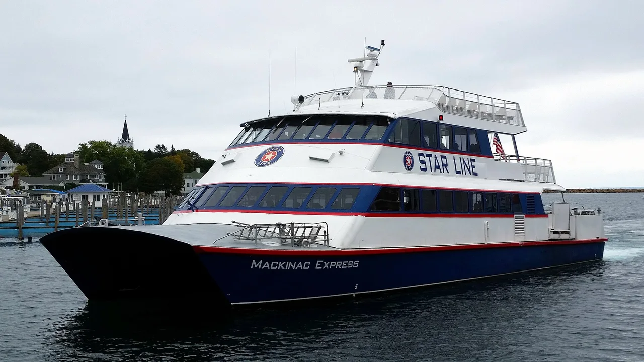 Ferry over, Main Street and Fort Mackinac