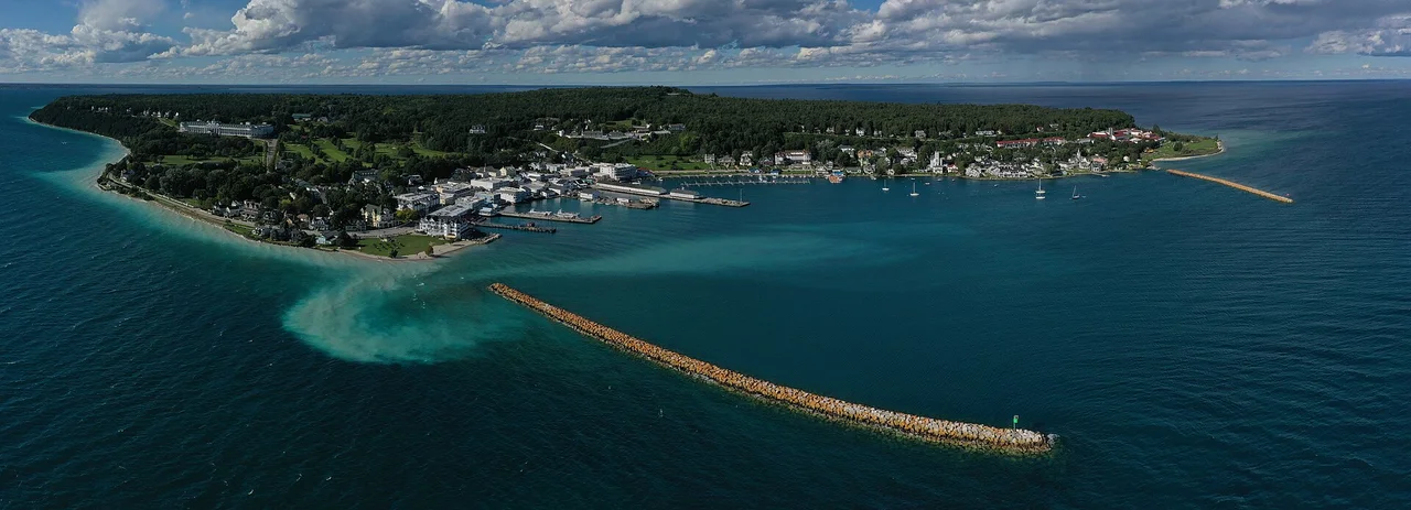 Aerial photo of Mackinac Island in Lake Huron