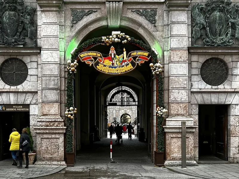 The Christmas village in the courtyard of the Munich Residenz
