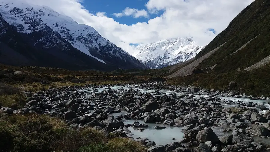 The Hooker Valley Track beneath Aoraki / Mt Cook