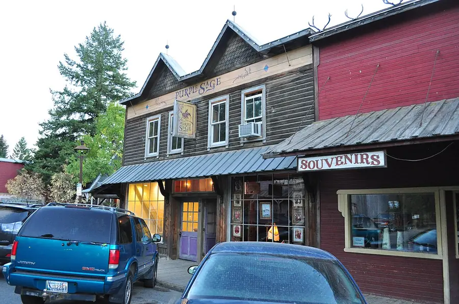 Frontier boardwalks in Winthrop