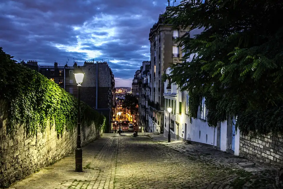 A cobblestone street in Montmartre