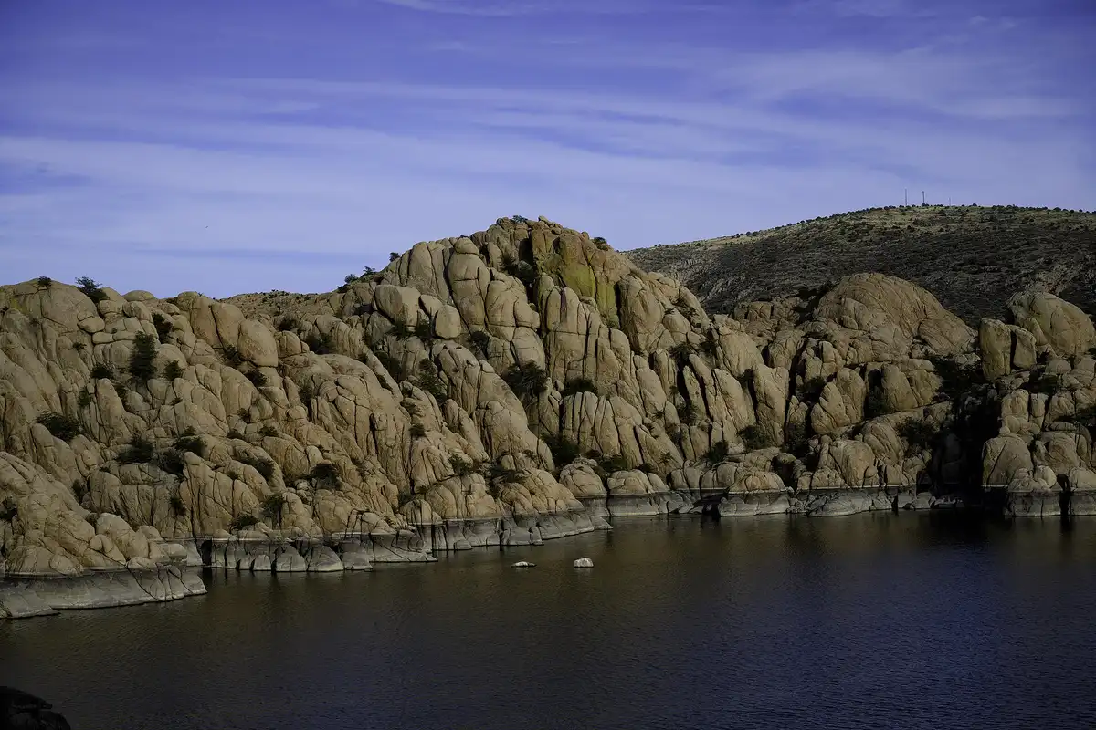 Watson Lake with the granite boulders of the Granite Dells