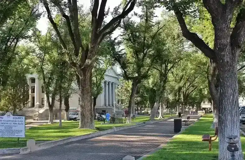 Courthouse Plaza in Prescott with the 1916 courthouse under its elm canopy