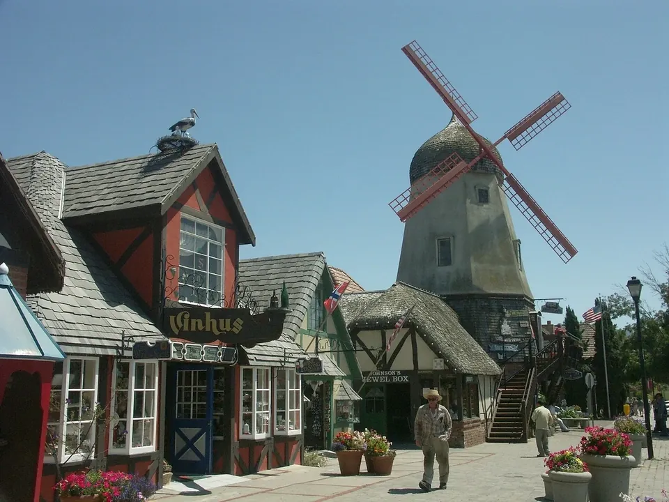 The Danish village on foot