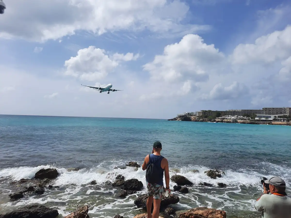 Jet on final approach over Maho Beach