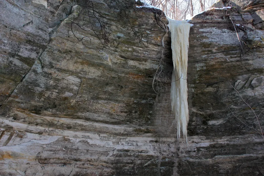 A frozen icefall in a canyon at Starved Rock State Park